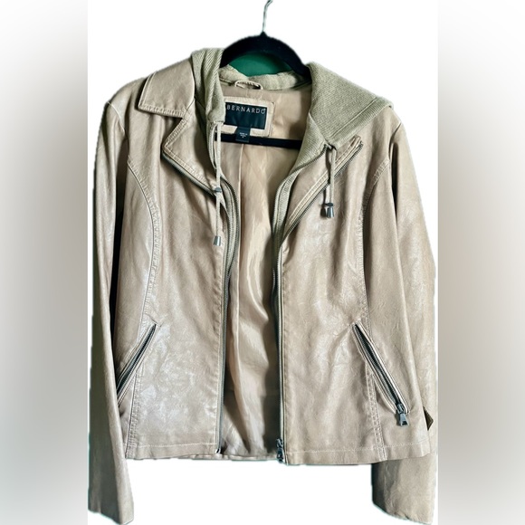 Women’s Bernardo Leather Jacket - Picture 2 of 7